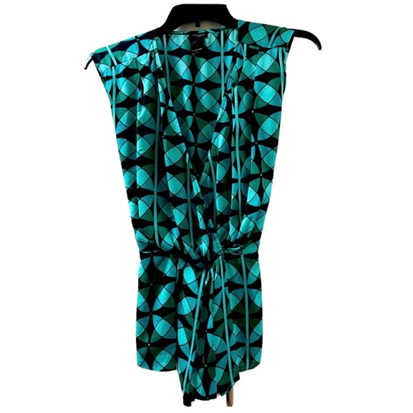 Ann Taylor Tops - Ann Taylor green black top faux ballet wrap tie waist sleeveless plunge V neck M